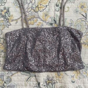 Super Cropped, open back Silver sequin Cami Size Small